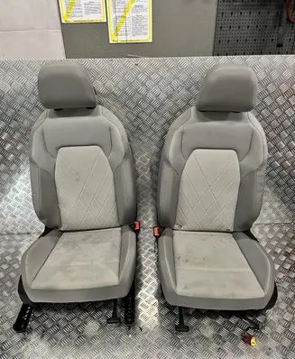 Volkswagen Golf VIII Front driver seat VW19004