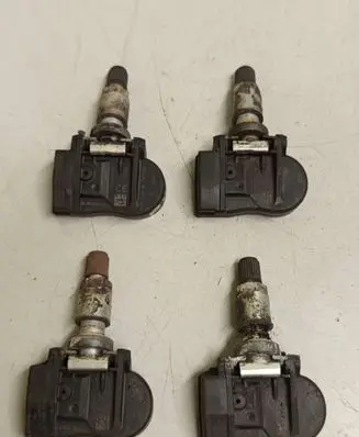 Ford Mondeo MK IV Tire pressure sensor 8G921A159AE
