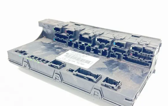 Mercedes-Benz E W211 Fuse module 2115455101 5DK00804745