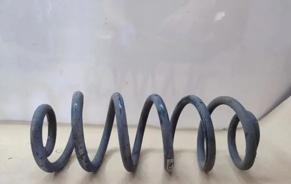 Opel Astra K Rear coil spring