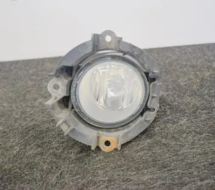 Toyota RAV 4 (XA20) Front fog light 89210657