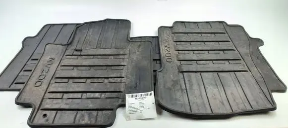 Nissan e-NV200 Car floor mat set 