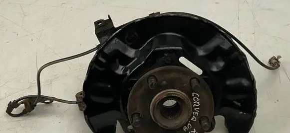 Front wheel hub
