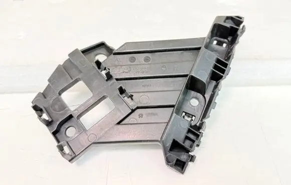 NIO ET7 Headlight/headlamp mounting bracket P0210112 V29313