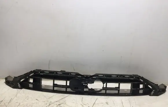 Front bumper upper radiator grill