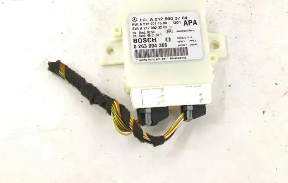Mercedes-Benz E W212 Parking PDC control unit/module A2129003704 2129003704