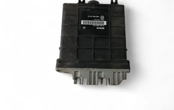 Volkswagen Golf III Engine control unit/module ECU 1H0907311C 0261200714