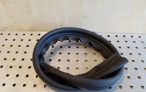 Audi A5 8T 8F Engine compartment rubber 8T0823723A