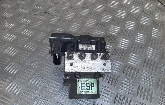 Hyundai i30 ABS Pump 0265950695 589202l500