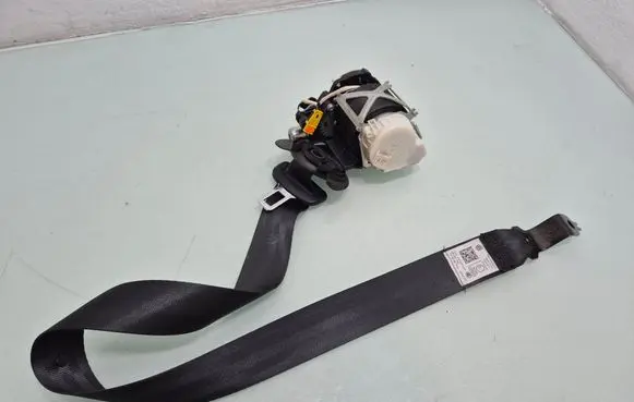 Volkswagen Polo V 6R Front seatbelt 6R4857706