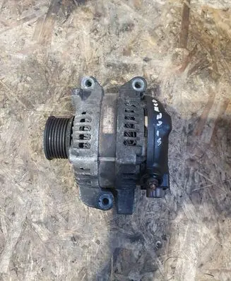 Toyota Avensis T250 Generator/alternator