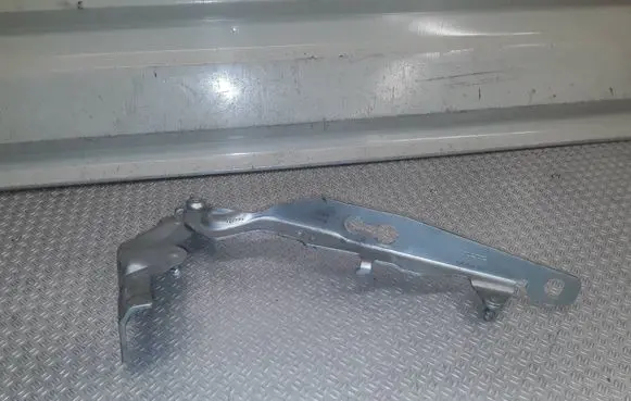 Volvo S80 Engine bonnet/hood hinges 31250185