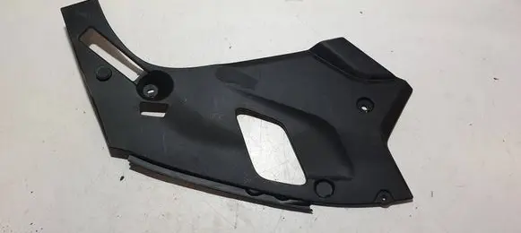 Engine bonnet/hood lock trim molding