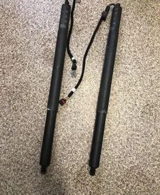 Audi Q3 F3 Tailgate/trunk strut/damper 83a827851d