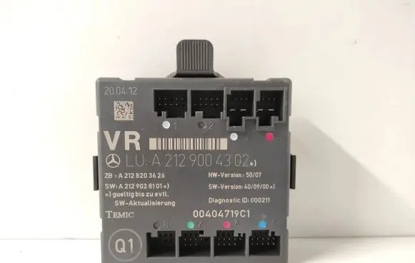Mercedes-Benz GLK (X204) Door control unit/module A2129004302