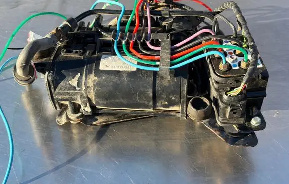 Volkswagen Phaeton Air suspension compressor/pump 15150000313 3D0616005K 050707
