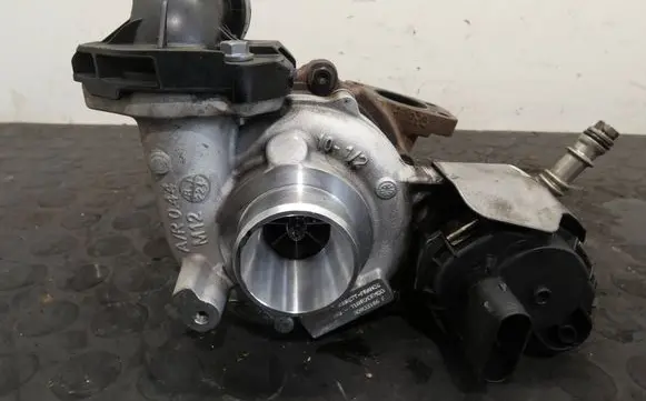 Peugeot 208 II Turbo 9835855380 GTD1244VZ 8536032