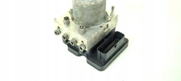 Volkswagen Polo V 6R ABS Pump 6C0907379 6R0907379BA