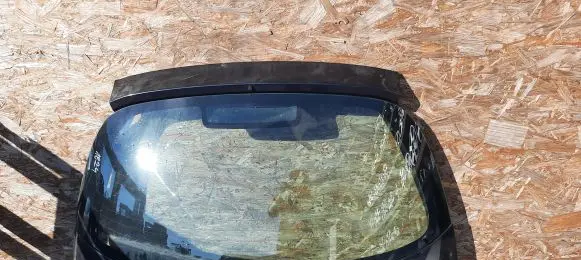 Ford Ka Front vent window/glass (coupe) 
