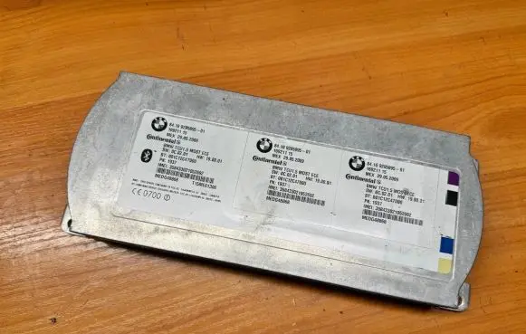 BMW 5 E60 E61 Bluetooth control unit module 9205895 001C12C47000