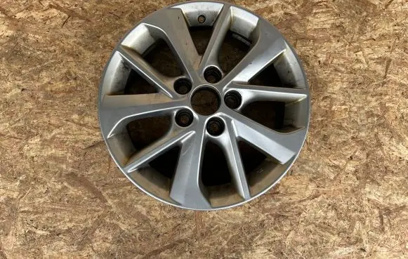Toyota Corolla E160 E170 R16 alloy rim 3800990