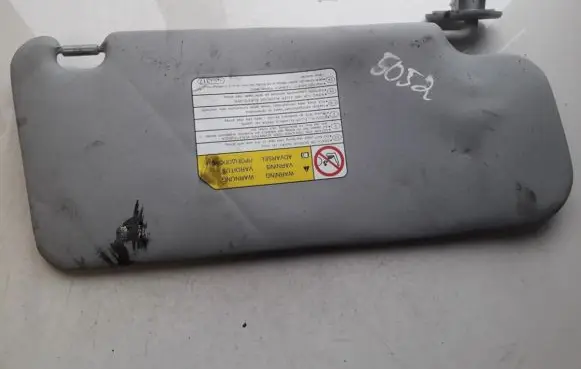 Mitsubishi Outlander Sun visor
