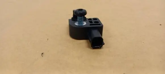 Tesla Model S Airbag deployment crash/impact sensor 100527400B 27005F84BF9