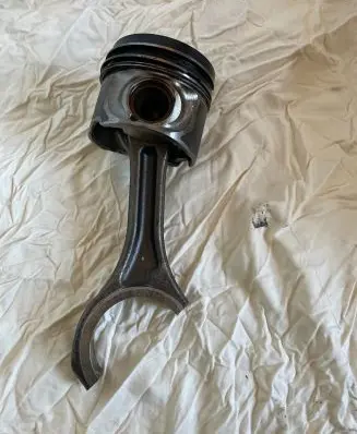 Audi A6 S6 C6 4F Piston R0127