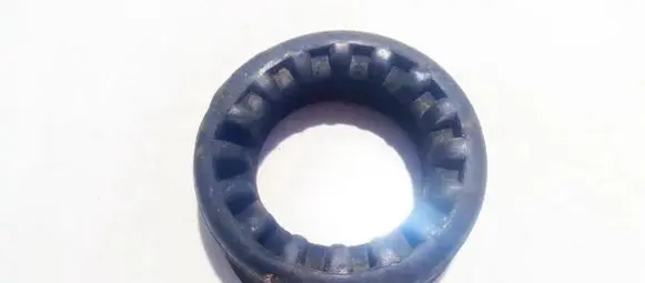 Ford Kuga I Front coil spring rubber mount 3m515599ba 3m51-5599-ba