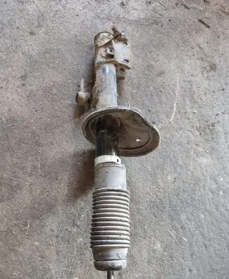 KIA Sportage Front shock absorber/damper 546612E500