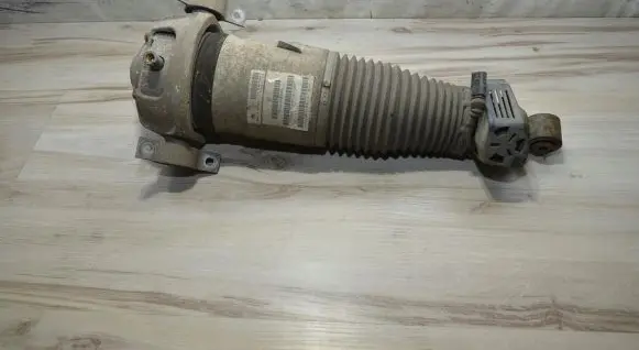 Volkswagen Touareg I Air suspension front shock absorber 11629263140