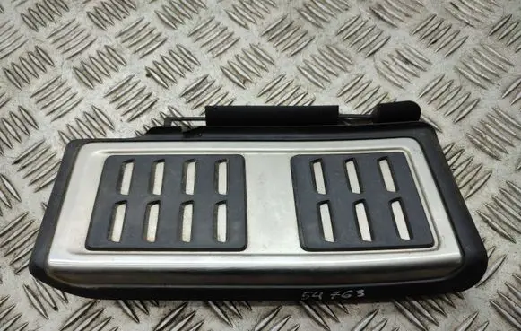 Volkswagen Golf VII Foot rest pad/dead pedal 5Q1864551A