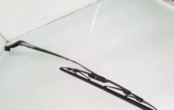KIA Carens II Windshield/front glass wiper blade 