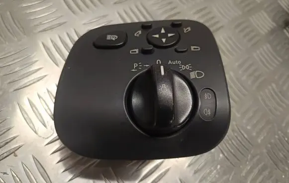 Mercedes-Benz CLK A209 C209 Light switch A2035451504 24406574802 04058564