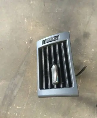 Audi A4 S4 B7 8E 8H Dashboard side air vent grill/cover trim 8E0820901F 07167127