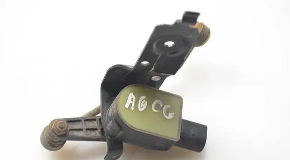 Audi A6 S6 C6 4F Air suspension front height level sensor 1T0907503