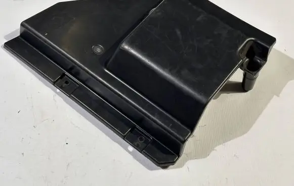 Battery box tray