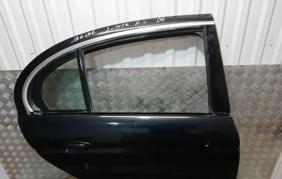 Jaguar S-Type Rear door