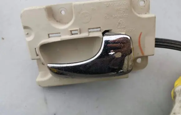 Volvo S70 V70 V70 XC Rear door interior handle 9152500