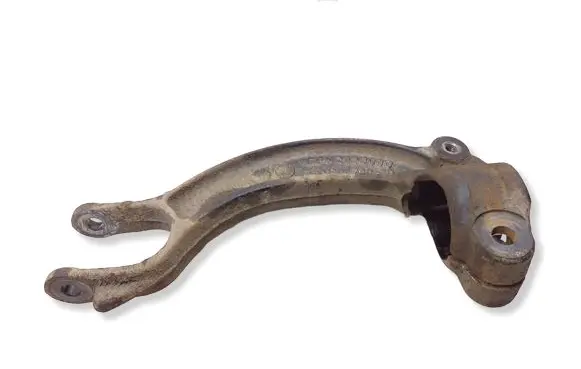 Audi A6 S6 C7 4G Lower shock absorber bracket 8K0413L