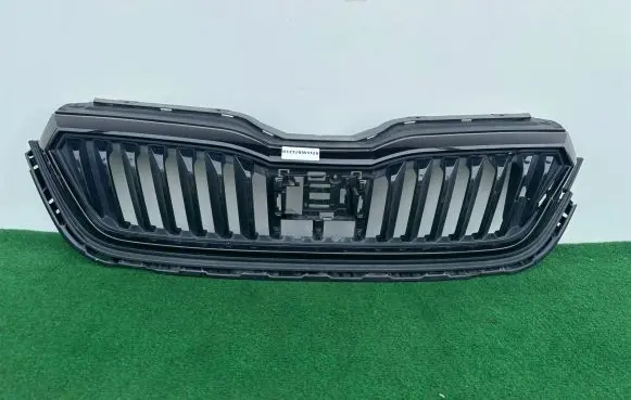 Skoda Scala Front grill 657853653