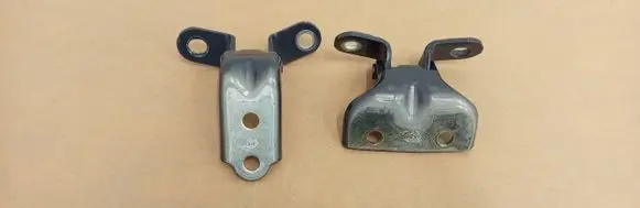 Hyundai Bayon Rear door hinge set 