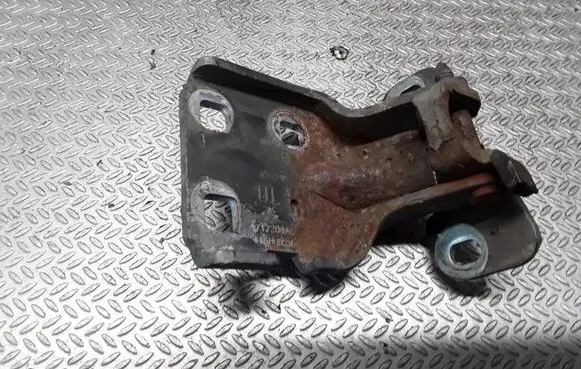 Chrysler Town u0026 Country IV Front door upper hinge 4717209AC