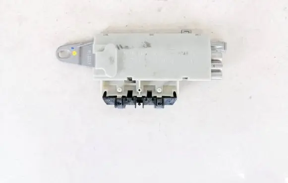 Antenna control unit