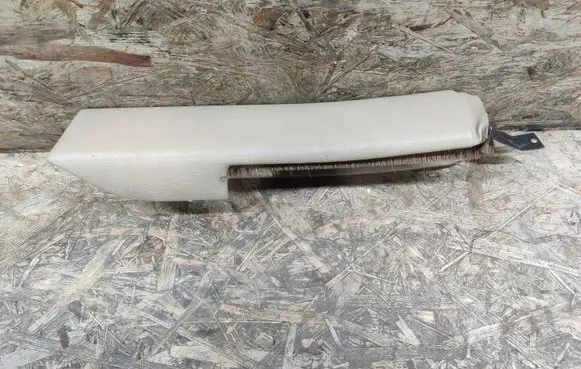 Jaguar XJS (A) pillar trim