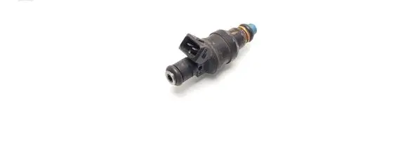 Audi A4 S4 B5 8D Fuel injector 058133551