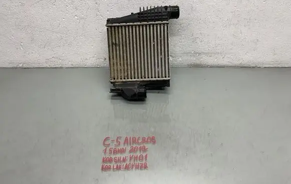 Citroen C5 Aircross Intercooler radiator 9675627980