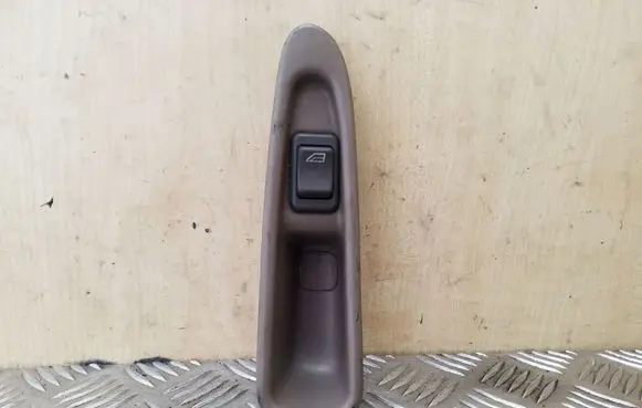 Volvo S40, V40 Electric window control switch 812660