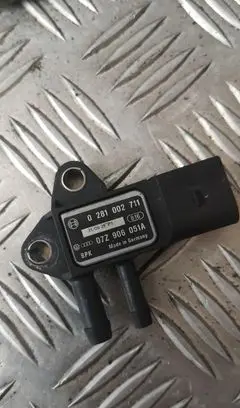 Audi A6 S6 C6 4F Air pressure sensor 0281002711