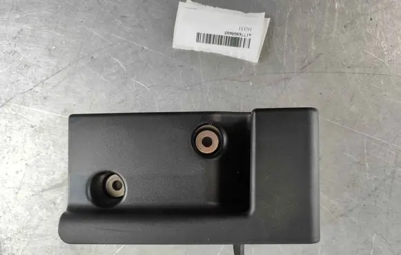 Mercedes-Benz CLA C118 X118 Parcel shelf load cover mount bracket a1776808605